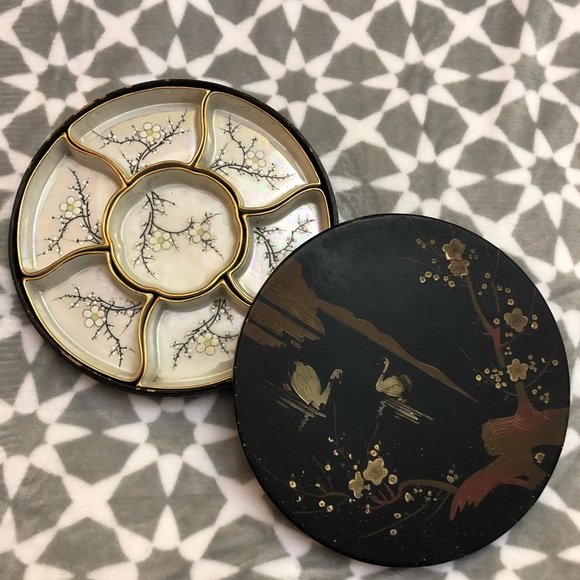 Vintage Japanese lusterware serving dish cherry blossoms 🌸 - Picture 2 of 7